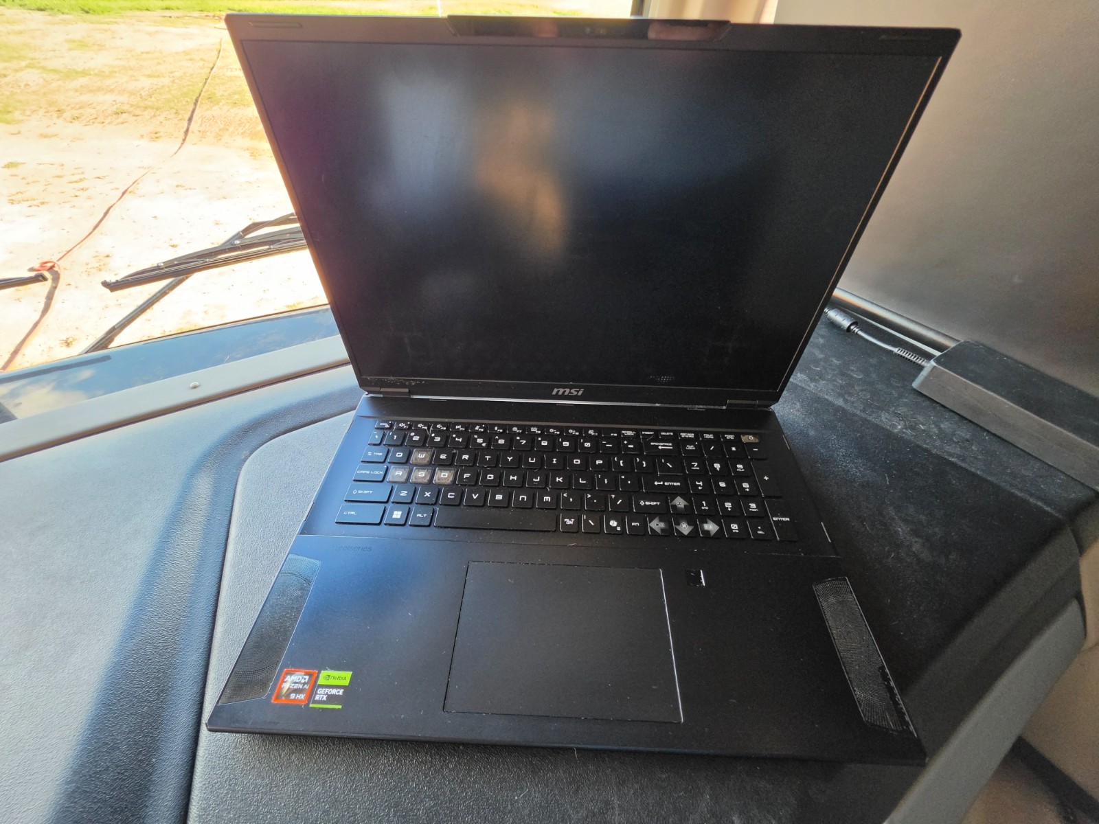 MSI Stealth A18 AI+ RTX 5090 | 96GB DDR5 | 4TB SSD | 18″, Kali, Windows, Ubuntu