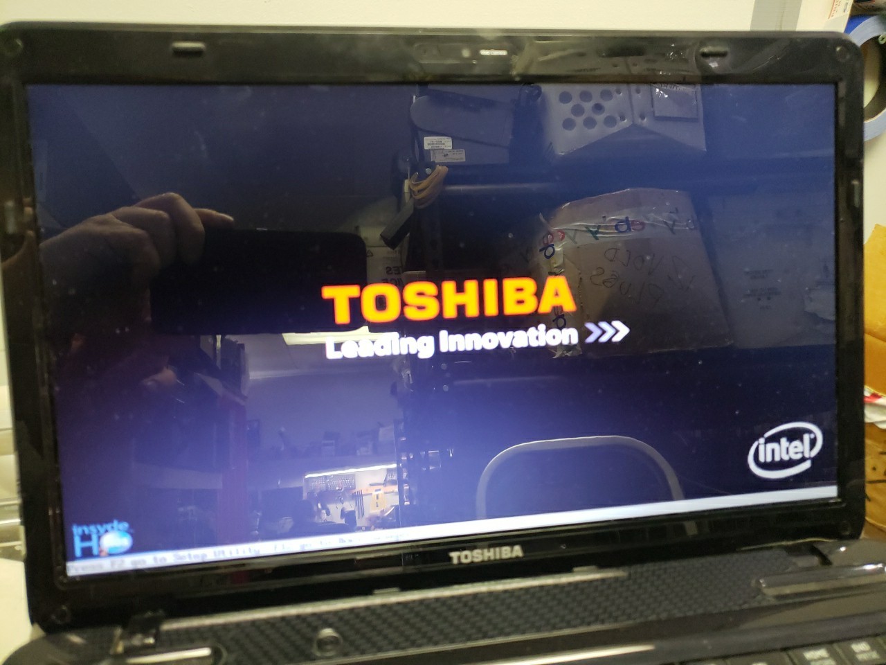 Toshiba Satellite L655-s5061 2 CORE 4GB RAM WITH Battery READ AD FREE SHIP