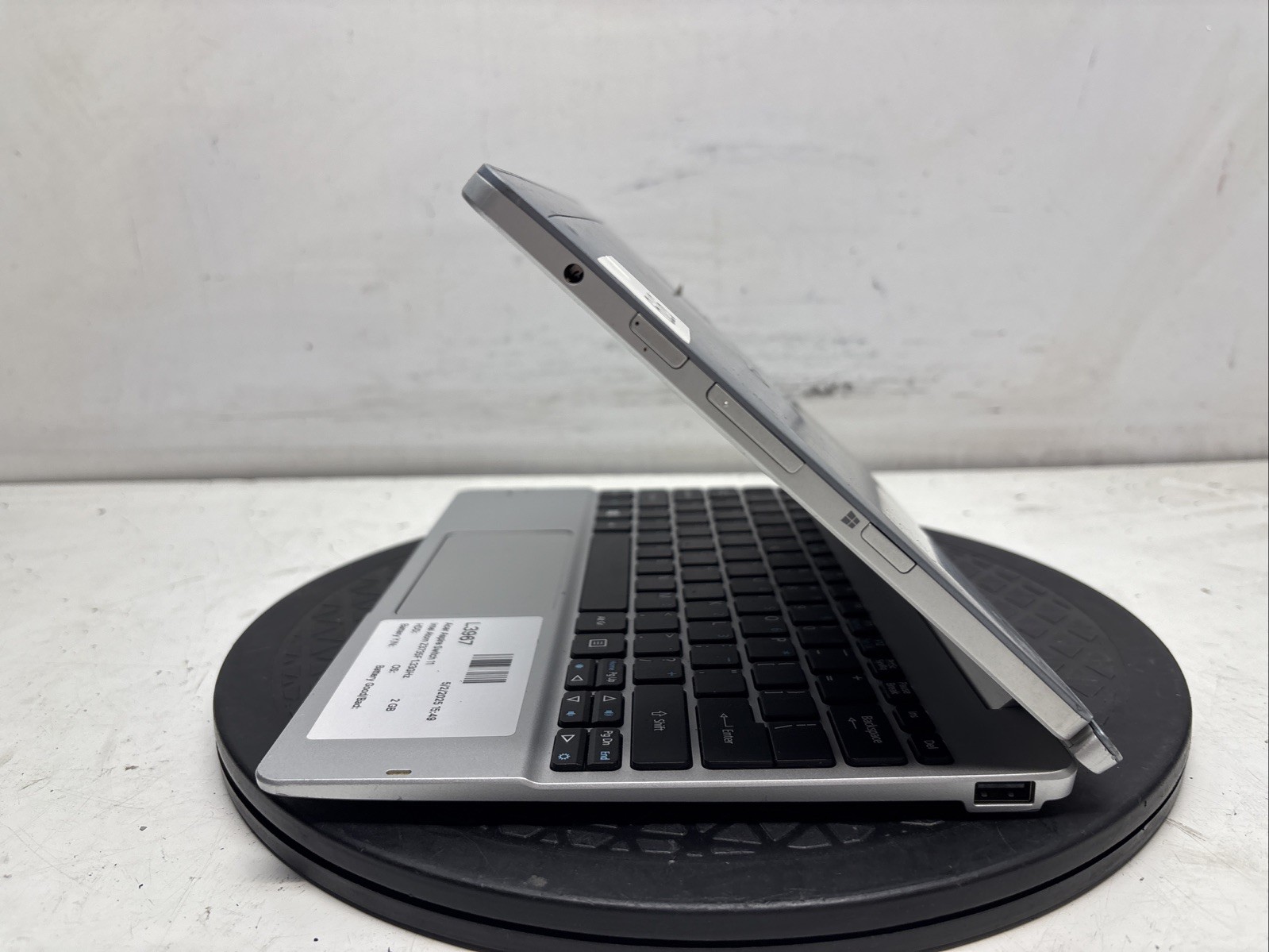 Acer Aspire Switch 11 Intel Atom Z3735F 1.33GHz 2 GB NO HDD No Batt