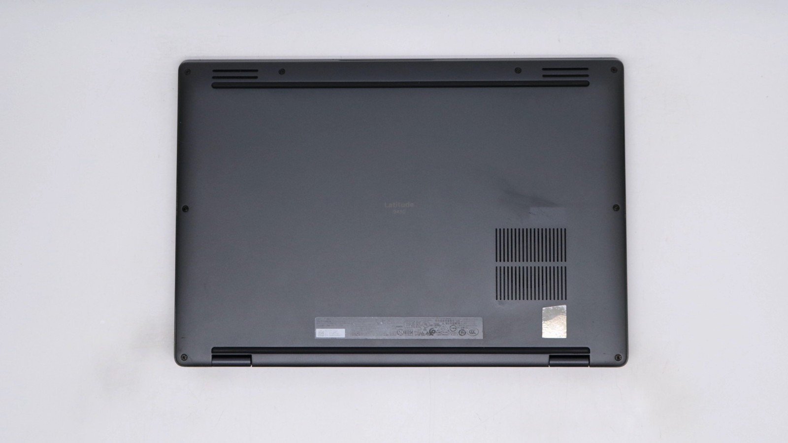 Dell Latitude 9430 14″ i7-1265u 32GB 1TB – Good