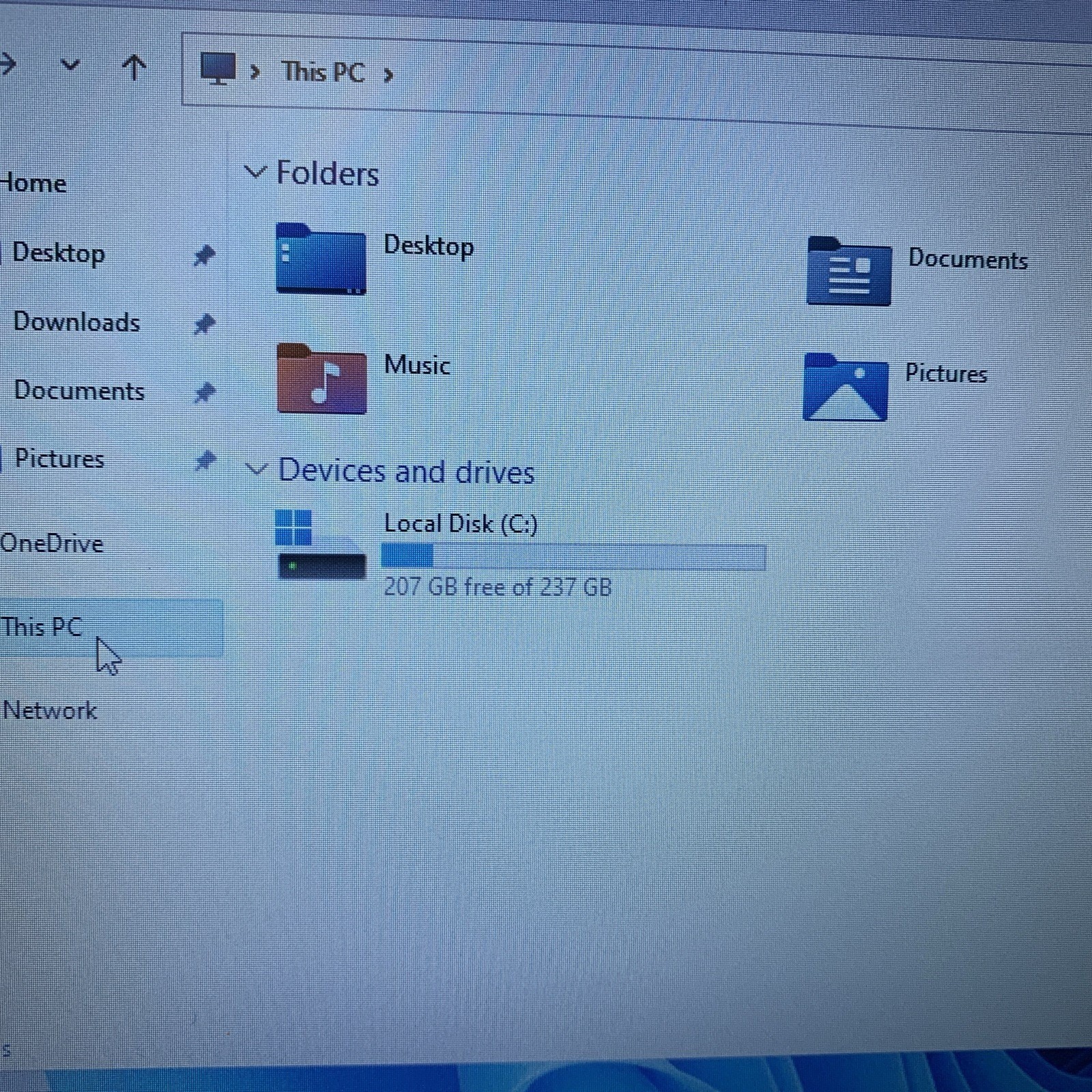 Latitude 3490 i5-7200u 2.5GHz 256GB SSD 8GB RAM Windows 11 Pro Education