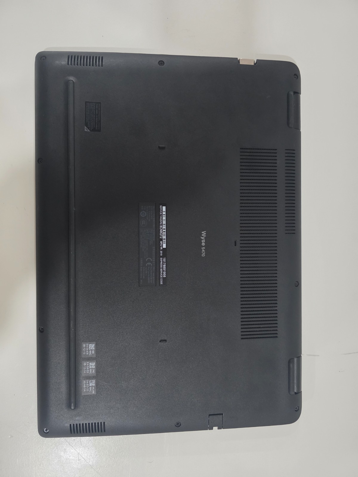 Dell Wyse 5470 Celeron 4GB 16GB Linux Mint Webcam Bluetooth