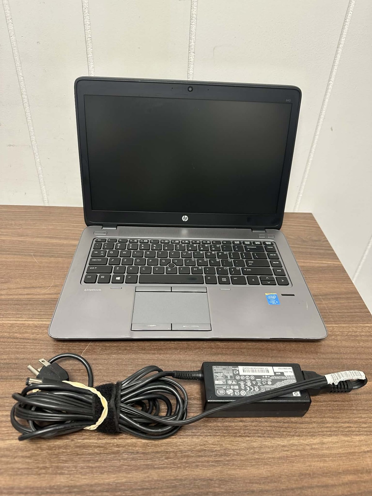 HP EliteBook 840 G2 14 Inch i5-5300U 2.3 GHz 8 GB RAM Radeon R7 M260X 256 1791