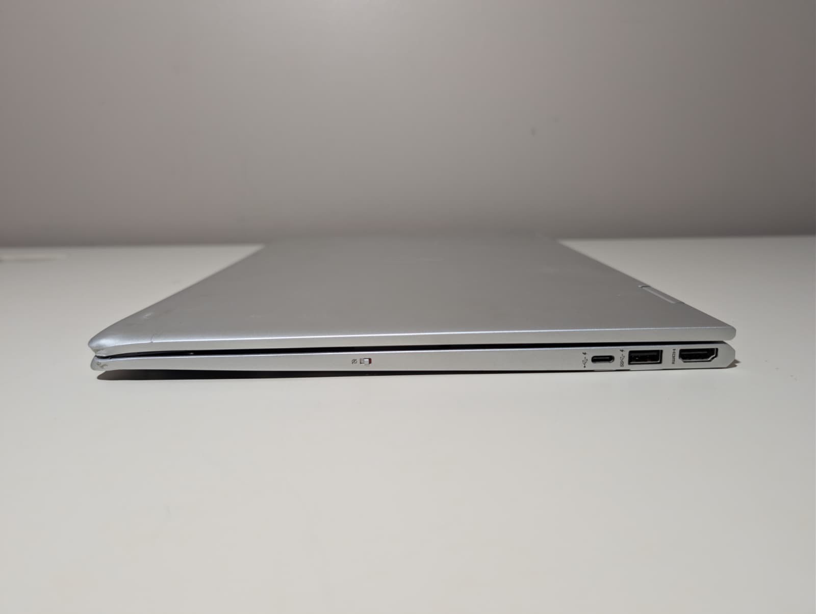 15″ Read! HP Envy x360 15M-DR0 | i7 8th Gen 8GB RAM NO SSD | No Charger | AS-IS