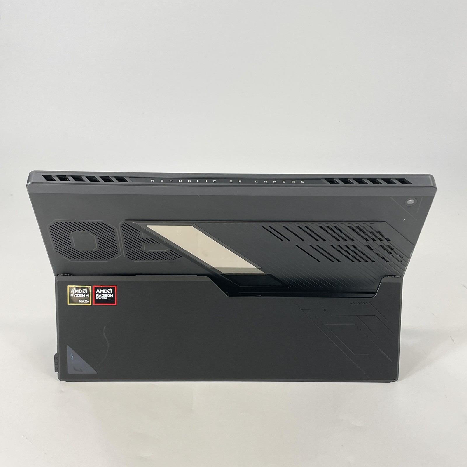 Asus ROG Flow Z13 GZ302 180Hz QHD+ TOUCH 3.0 GHz RYZEN AI MAX+ 395 32GB 1TB SSD