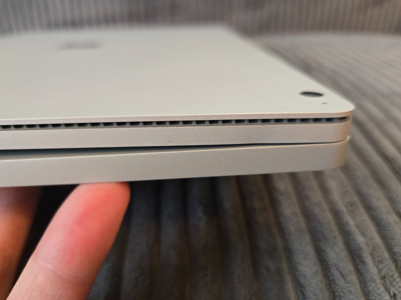 Microsoft Surface Book 3 15″ (256GB SSD, Intel i7-1065G7 GTX 1660 Ti 16GB RAM)
