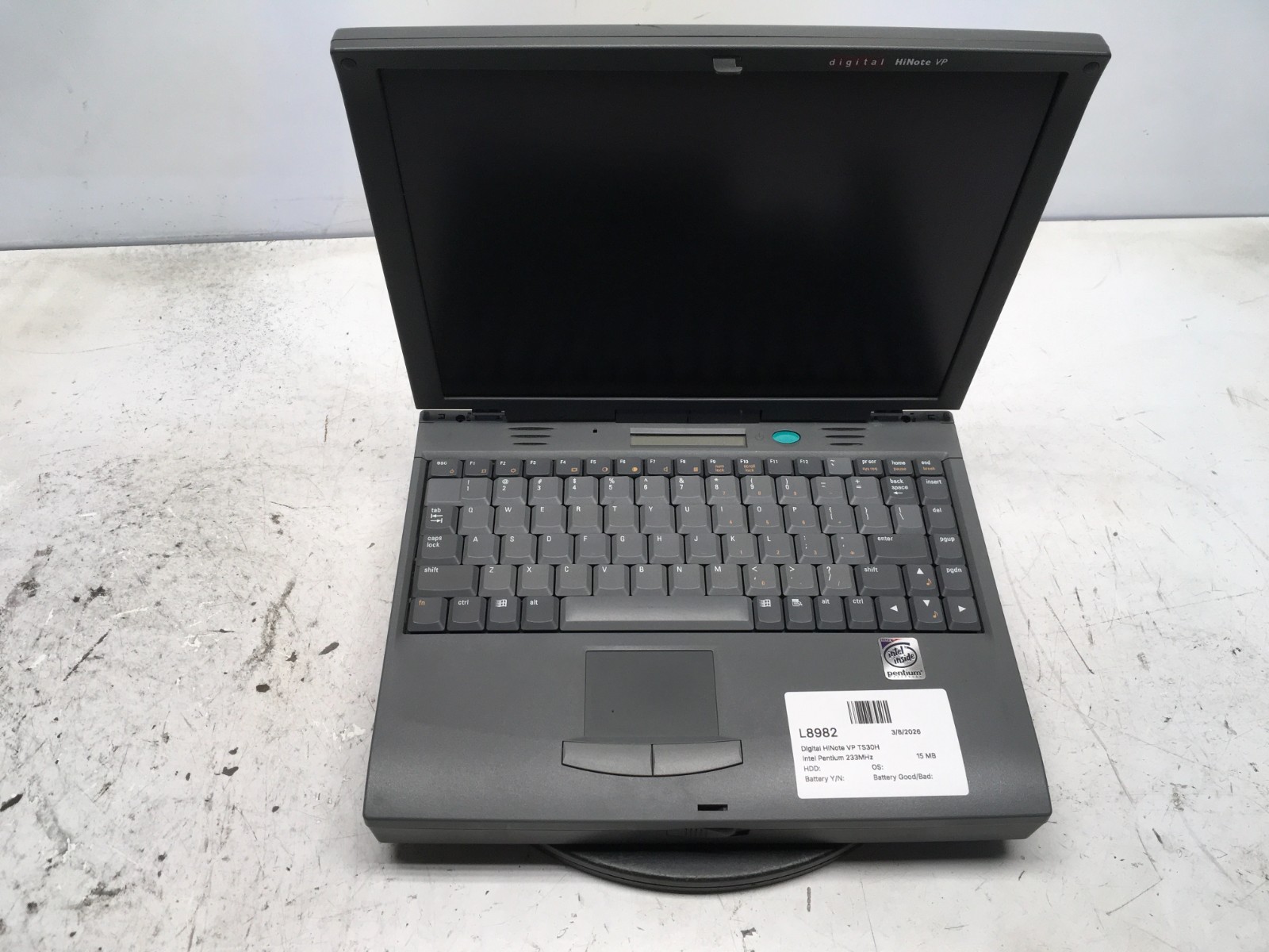 Digital HiNote VP TS30H Intel Pentium 233MHz 15 MB NO HDD