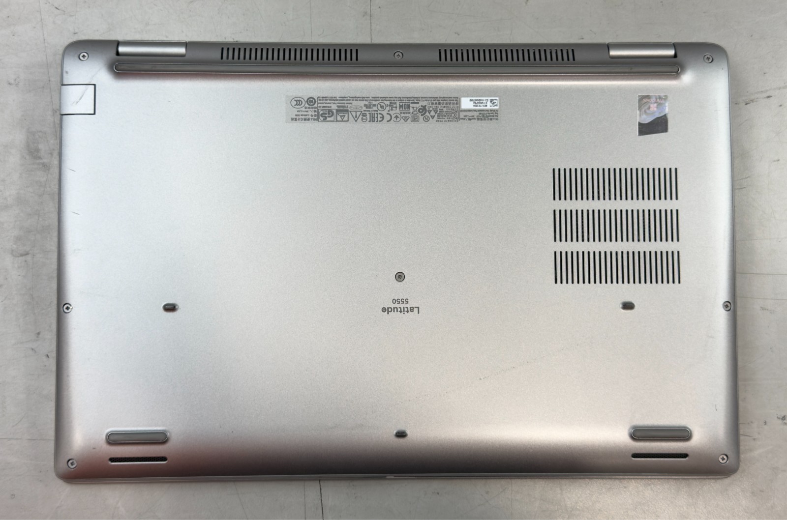 Dell Latitude 5550 Ultra 7 155U / 0GB RAM / NO SSD -RL6109