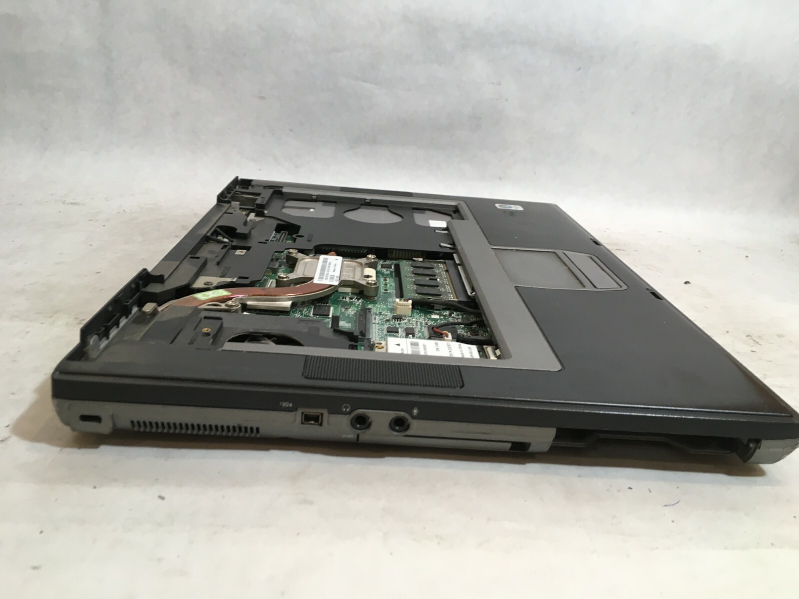 Dell Latitude D830 Shorts Adapters Bare Bones For Parts or Repair- FT
