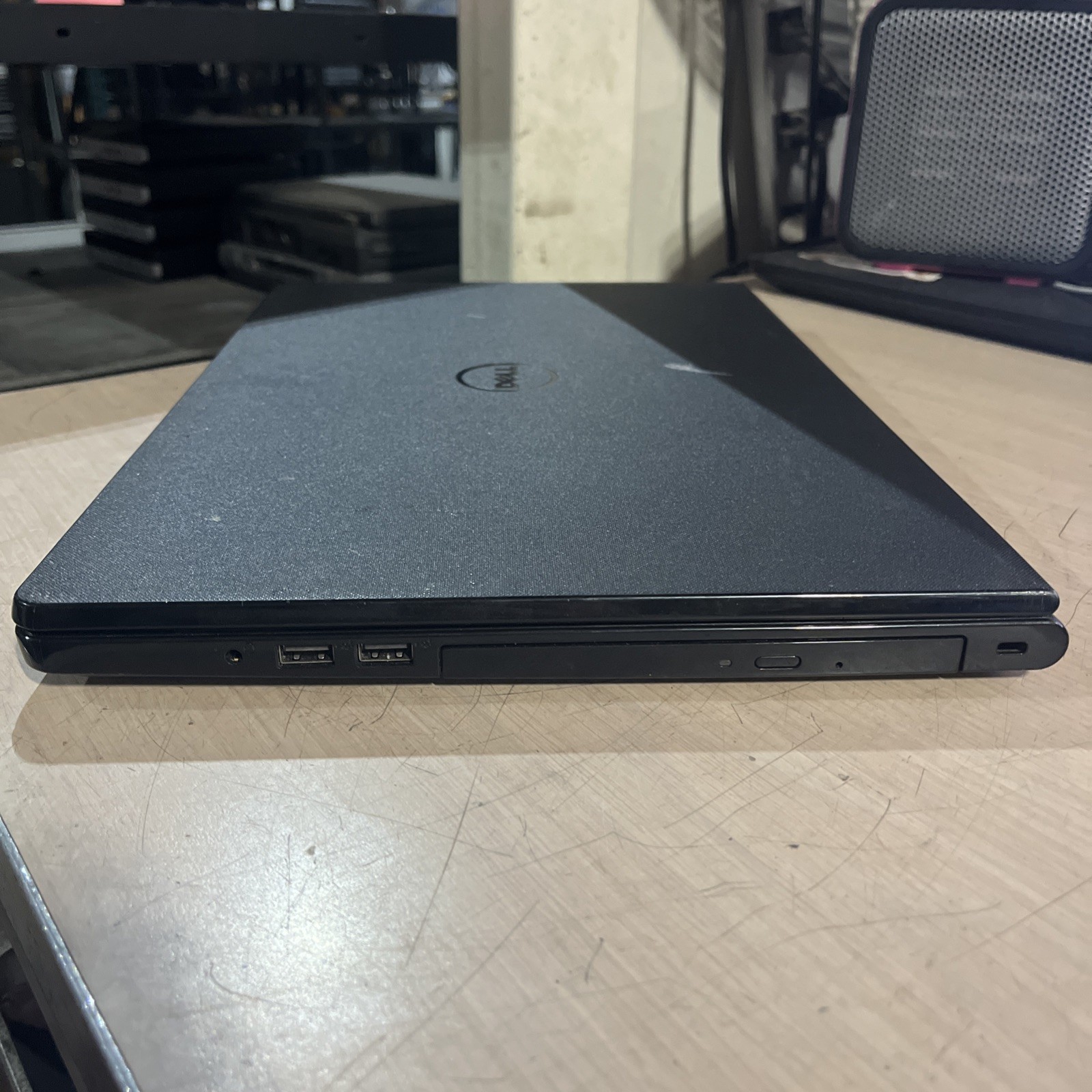 DELL P51F INTEL CORE I3 7TH GEN 8GB RAM NO HD