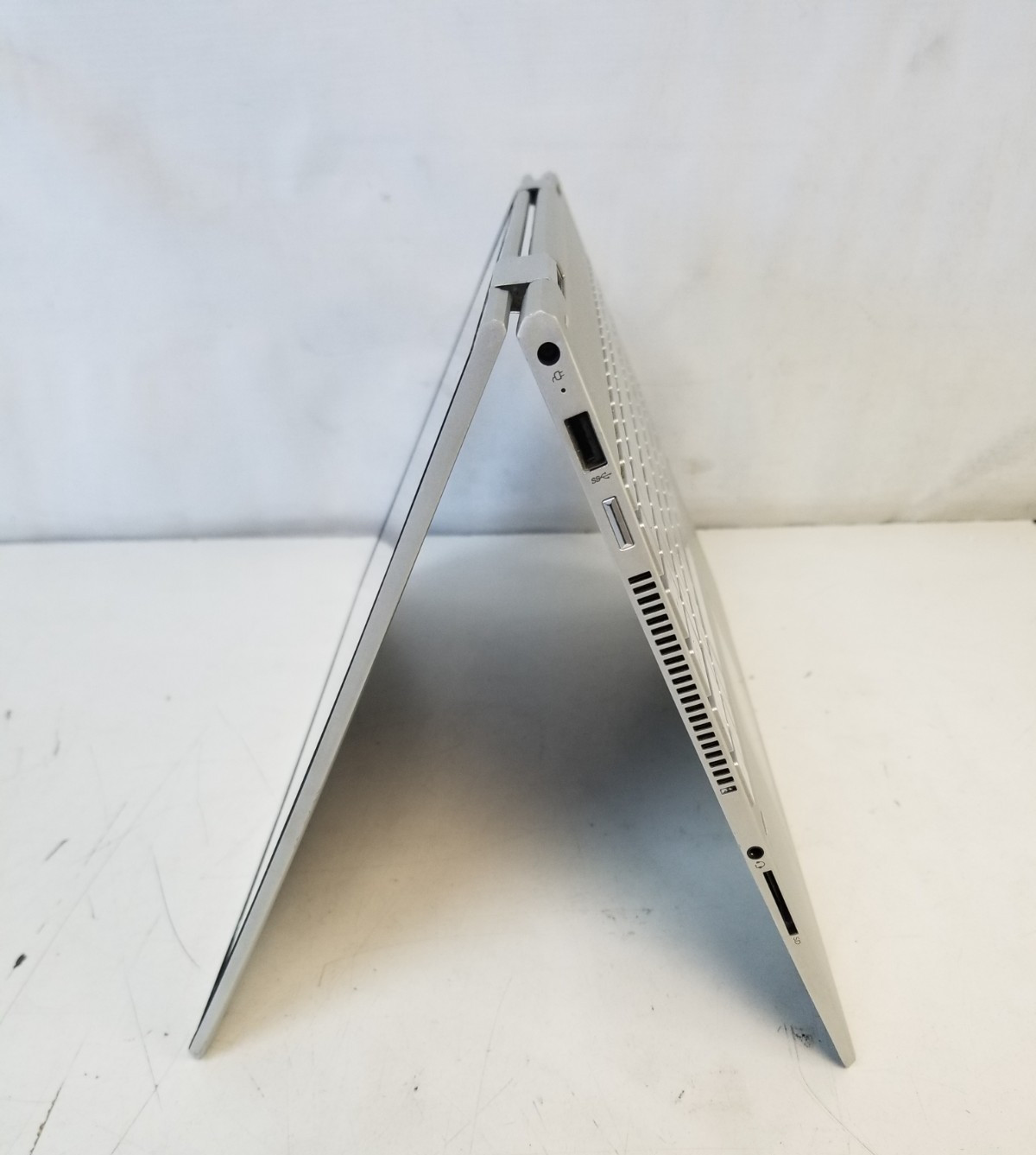 HP ENVY x360 15t-dr100 i7-10510U 1.80GHz 16GB DDR4 512GB NVMe WIN 10 PRO