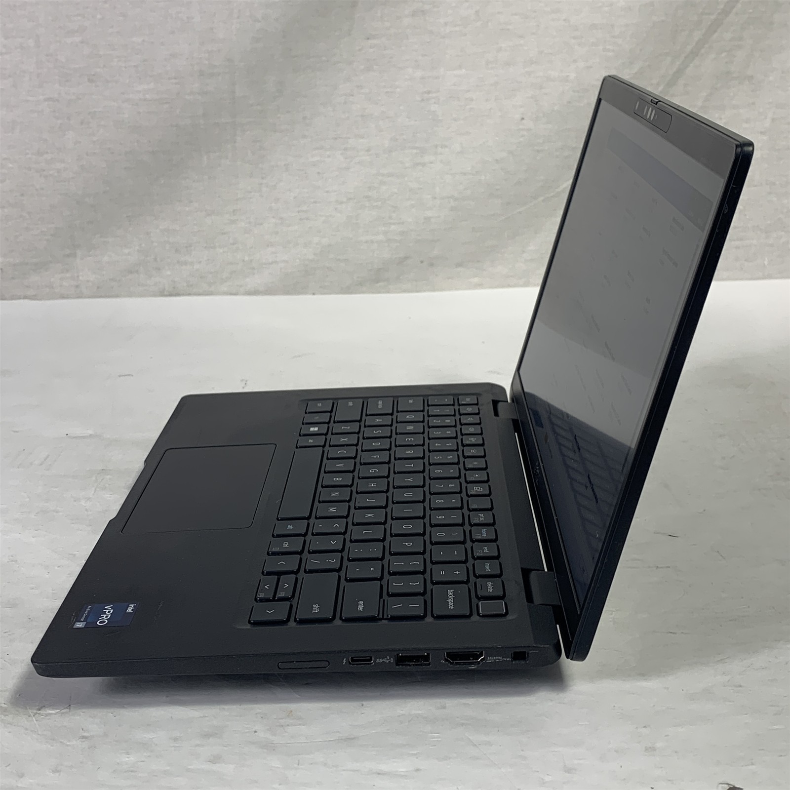 Dell Latitude 7330 13.3″ Laptop i7-1265U 1.8GHz 16GB 512GB NVMe SSD – Win 11