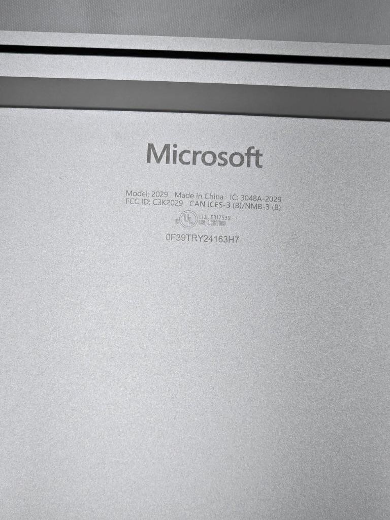 Microsoft Surface Laptop Studio 2 14.4” Touchscreen Laptop – 32 Gb / 1TB SSD *B
