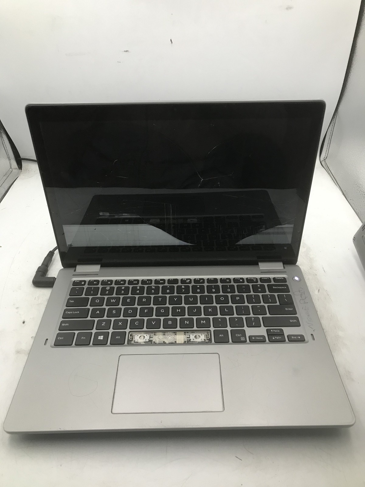 DELL LATITUDE 3310 – FOR PARTS/REPAIR – INTEL I3 8TH GEN – NO RAM -READ DESC- BB