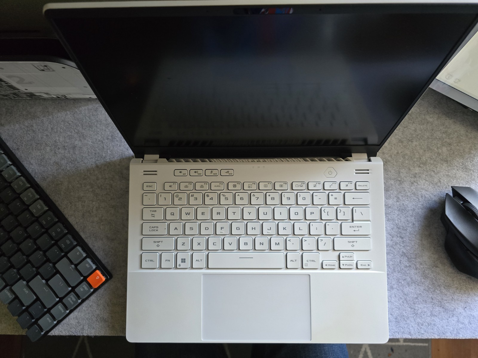 ASUS ROG Zephyrus G14 | Ryzen 9 + RX 6700S | 14″ 120Hz, 16GB RAM (NOT WORKING)