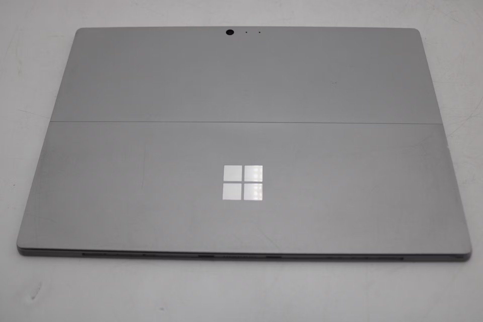 Microsoft Surface Pro Used 12.3″ i5-7300U, 256GB NVMe, 8GB RAM, No Keyboard
