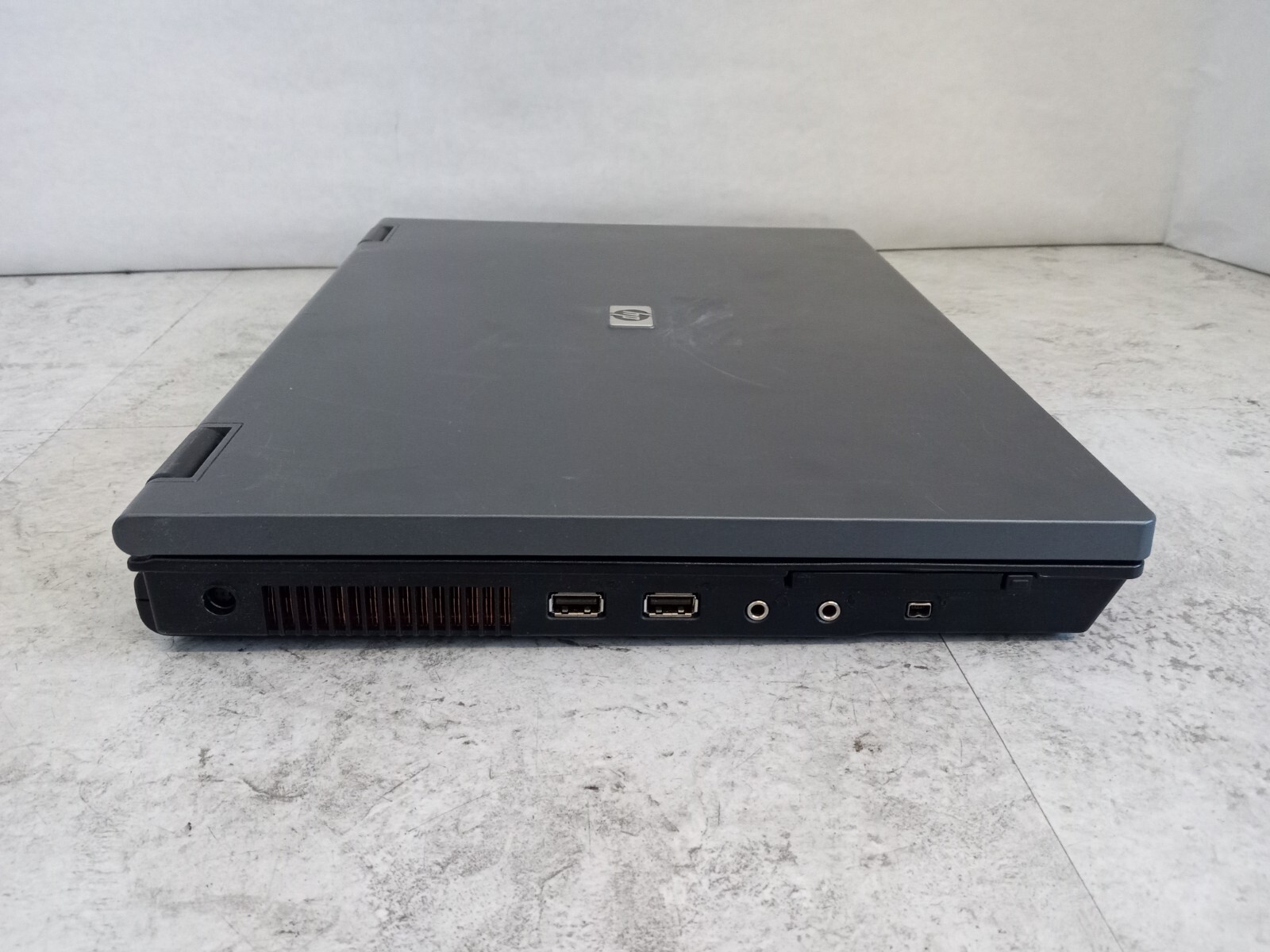 HP Compaq 6710b 15.4″ Laptop Intel Core 2 Duo 2GB RAM 320GB HDD Windows XP -RR