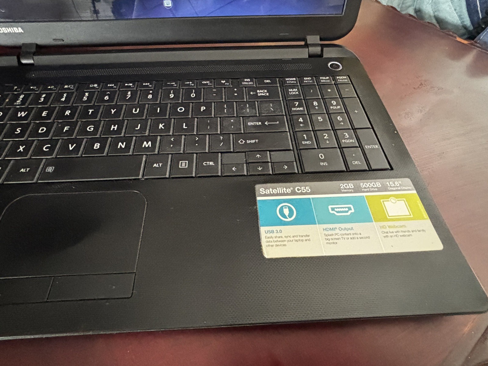 Toshiba Satellite C55-B5299 15.6″ Laptop Celeron 8GB RAM 1TB HDD Linux Mint