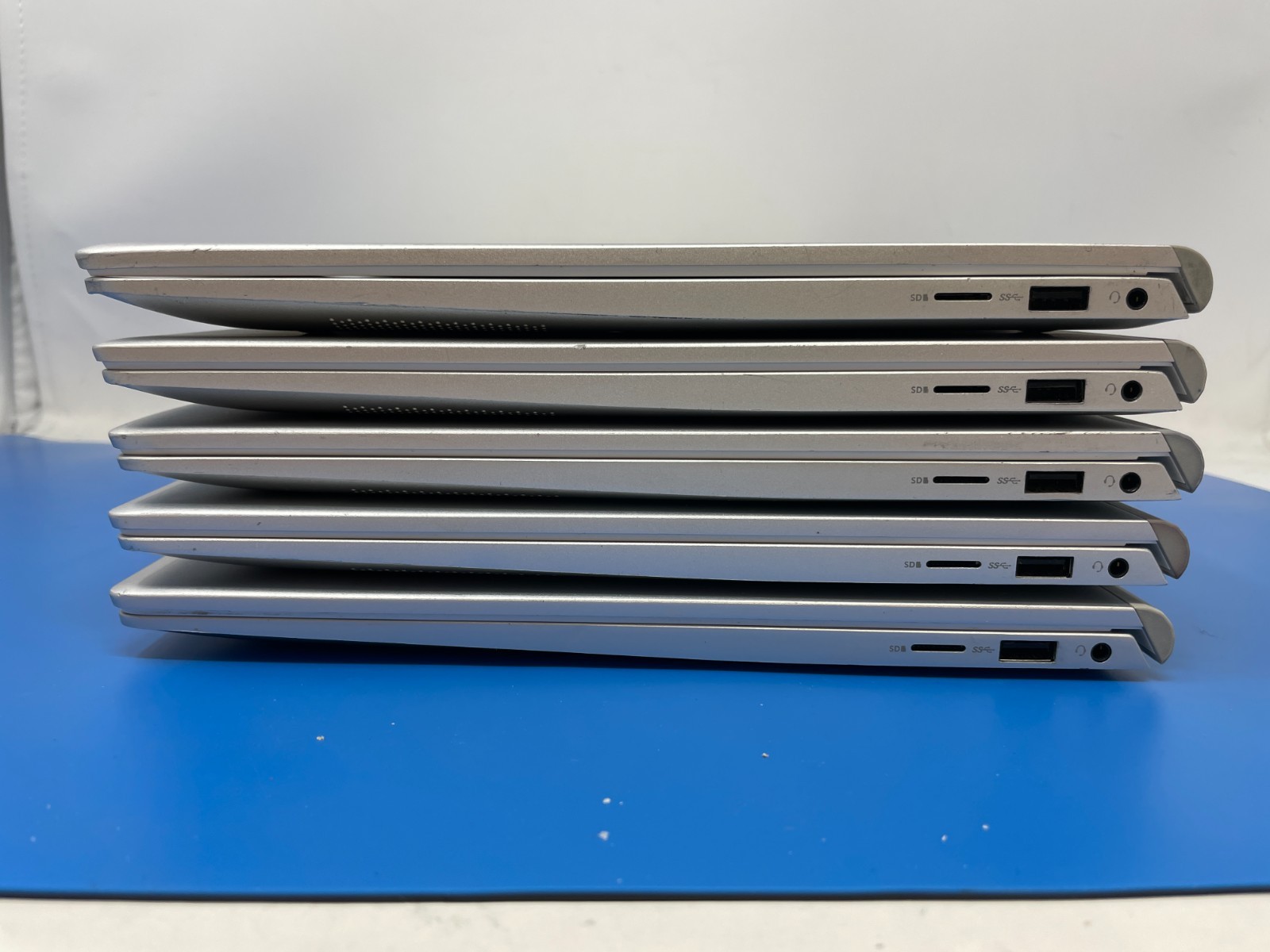 REPAIR LOT – x5 Dell Inspiron 5502 15.6″ Core i5-1135G7 8GB RAM 256GB NVMe