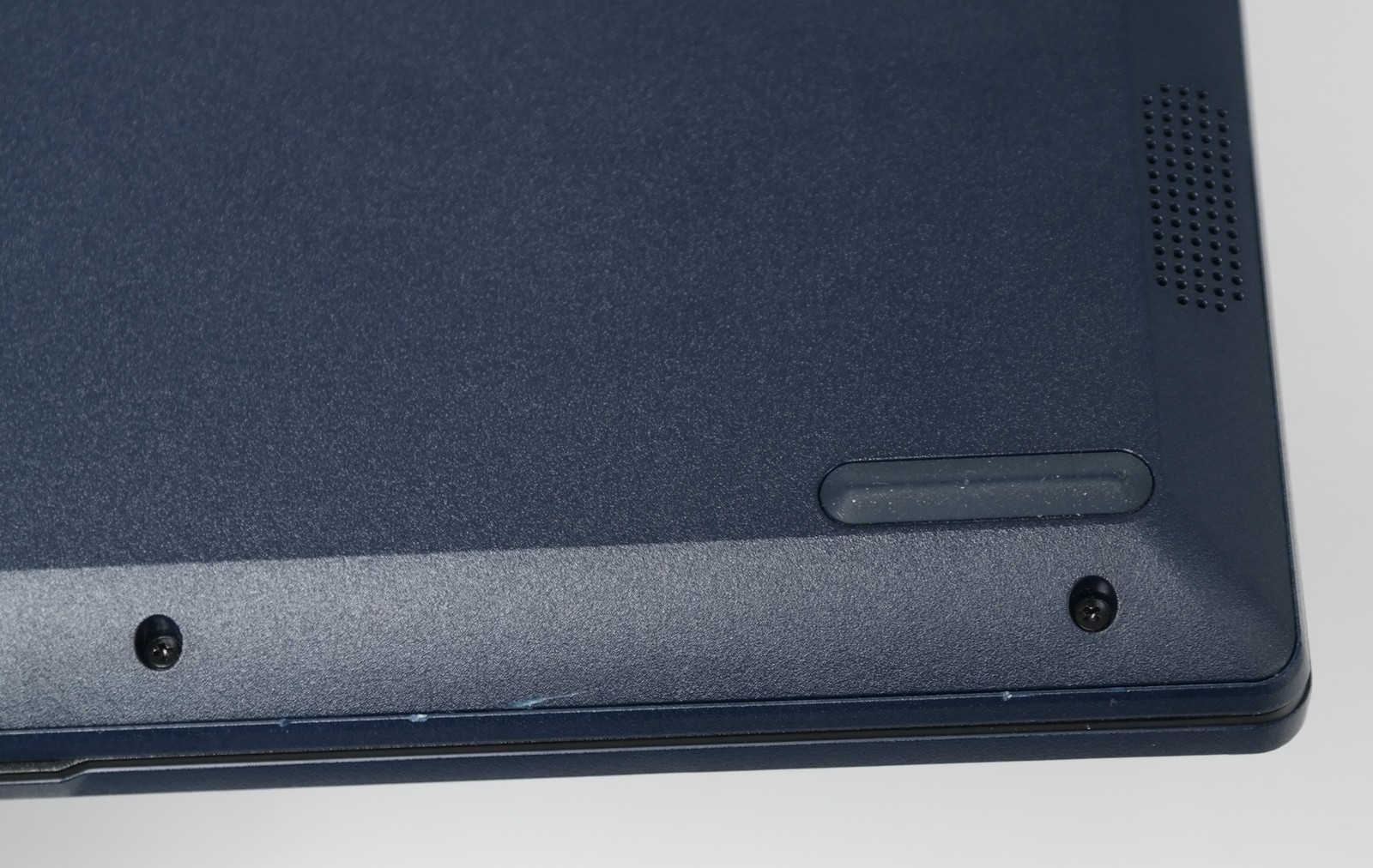 Lenovo IdeaPad 3 15ITL6 15.6″ Core i5-1155G7 2.5GHz 8GB 512GB SSD – Abyss Blue