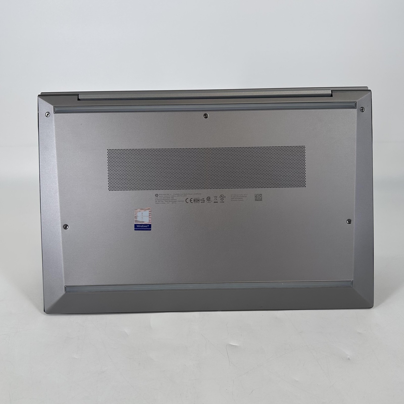 HP ZBook Firefly 14 G7 FHD i7-10610U 1.80GHz 16GB 512GB SSD Quadro P520 Good