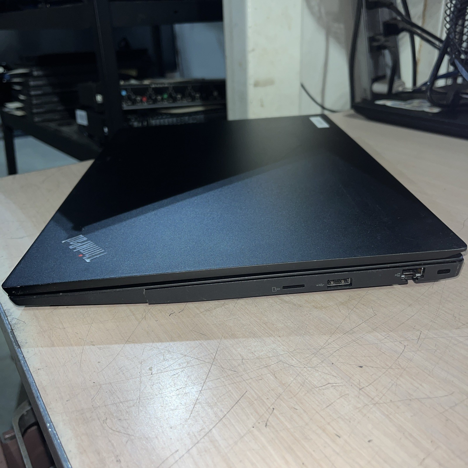 LENOVO THINKPAD E590 INTEL CORE I5-8265U 1.60GHZ 8GB RAM NO HD