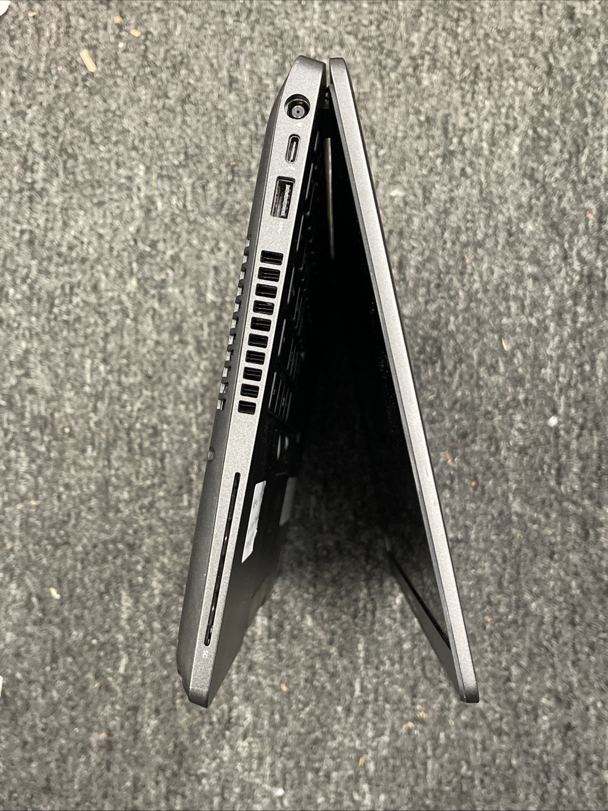 Dell Latitude 5591 15.6″ Intel Core i5-8th gen 8GB RAM 256GB SSD Win11Pro