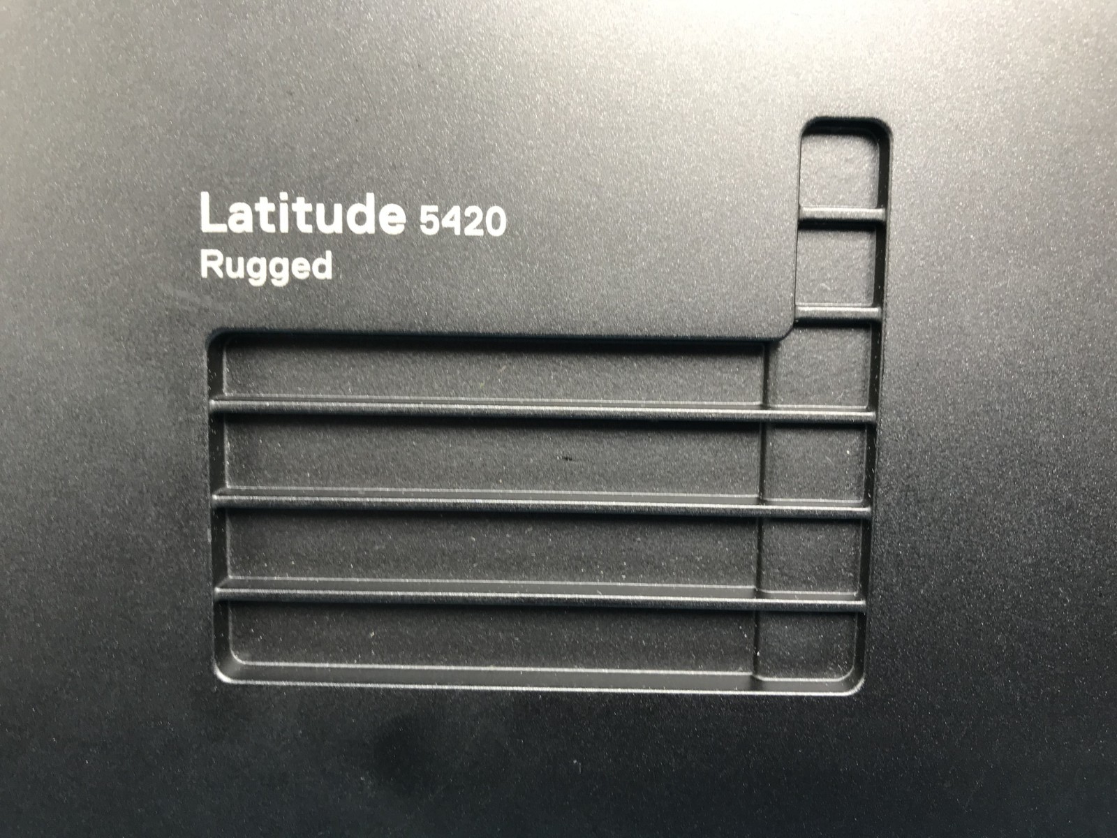 Dell Latitude 5420 Rugged 14″ Core i5-8350U 1.70GHZ 16GB RAM 256GB SSD Windows11