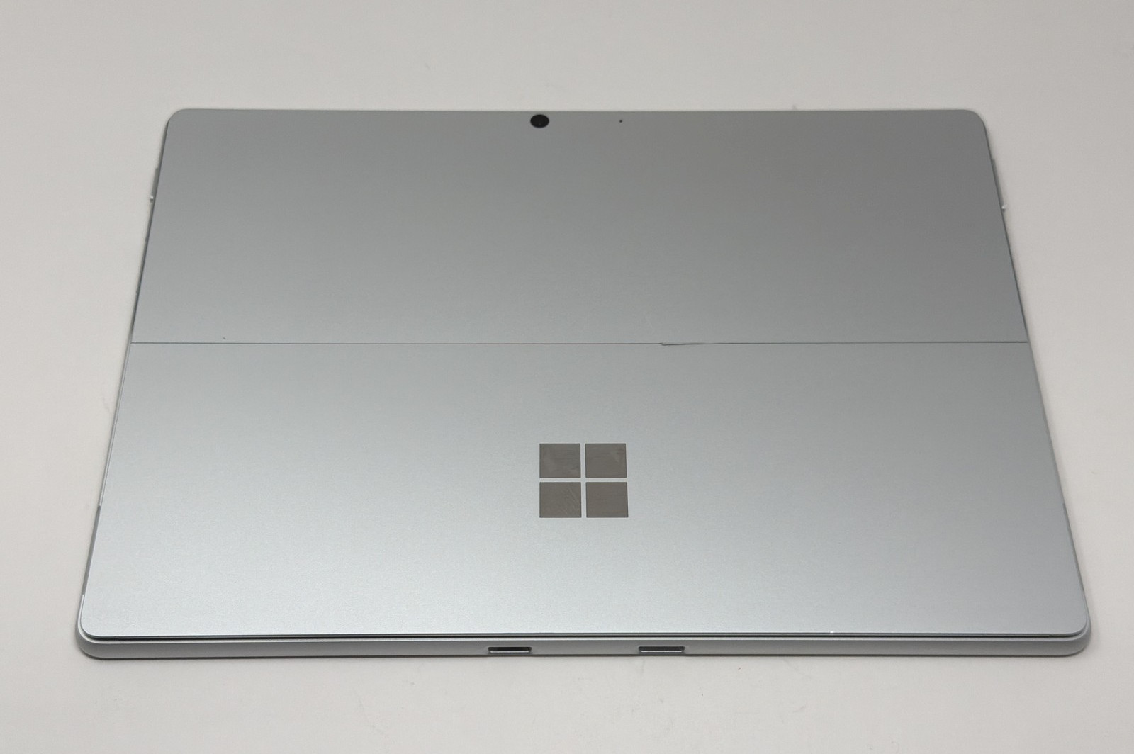 Microsoft Surface Pro 8 11th Gen Core i5 256GB SSD 16GB With Keyboard Very Good