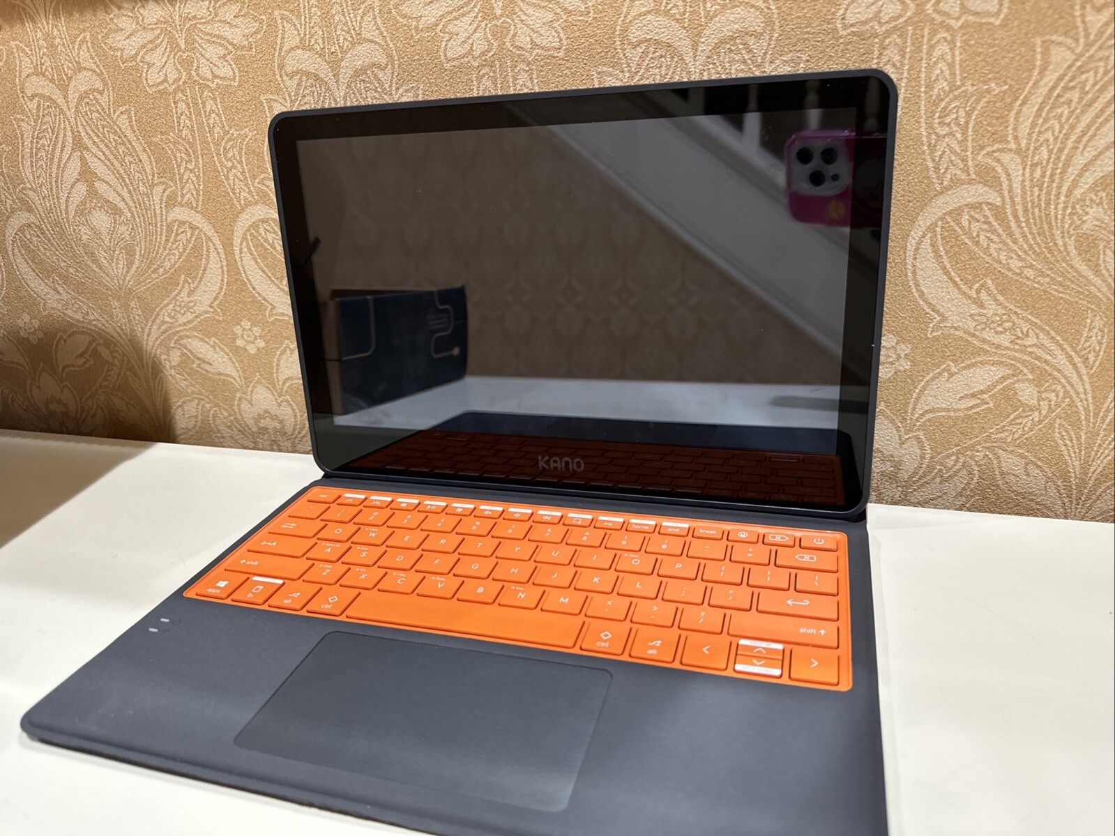 Kano PC Education Ed 11.6″ 64GB SSD Intel 1.10GHz 4GB RAM Touchs Notebook Win 10
