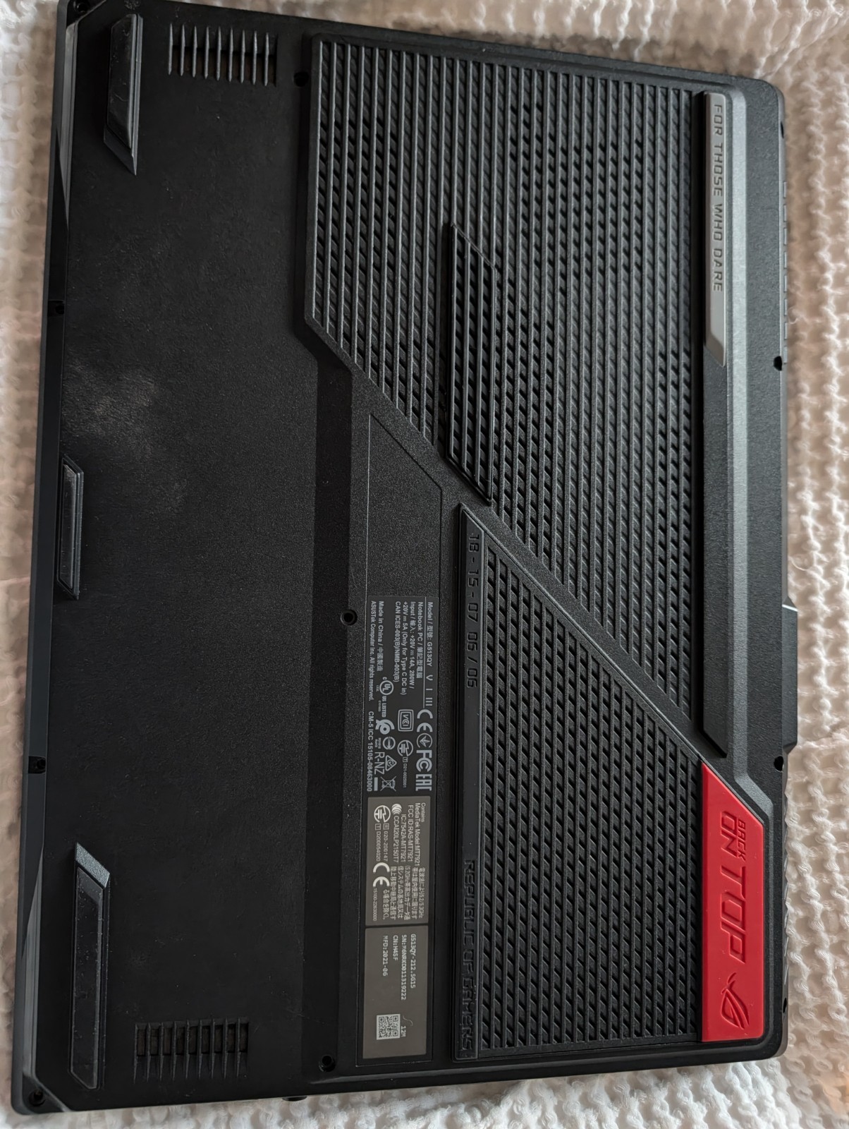 ASUS ROG Strix G15 Advantage Edition 15.6″ AMD Ryzen 9 5900HX