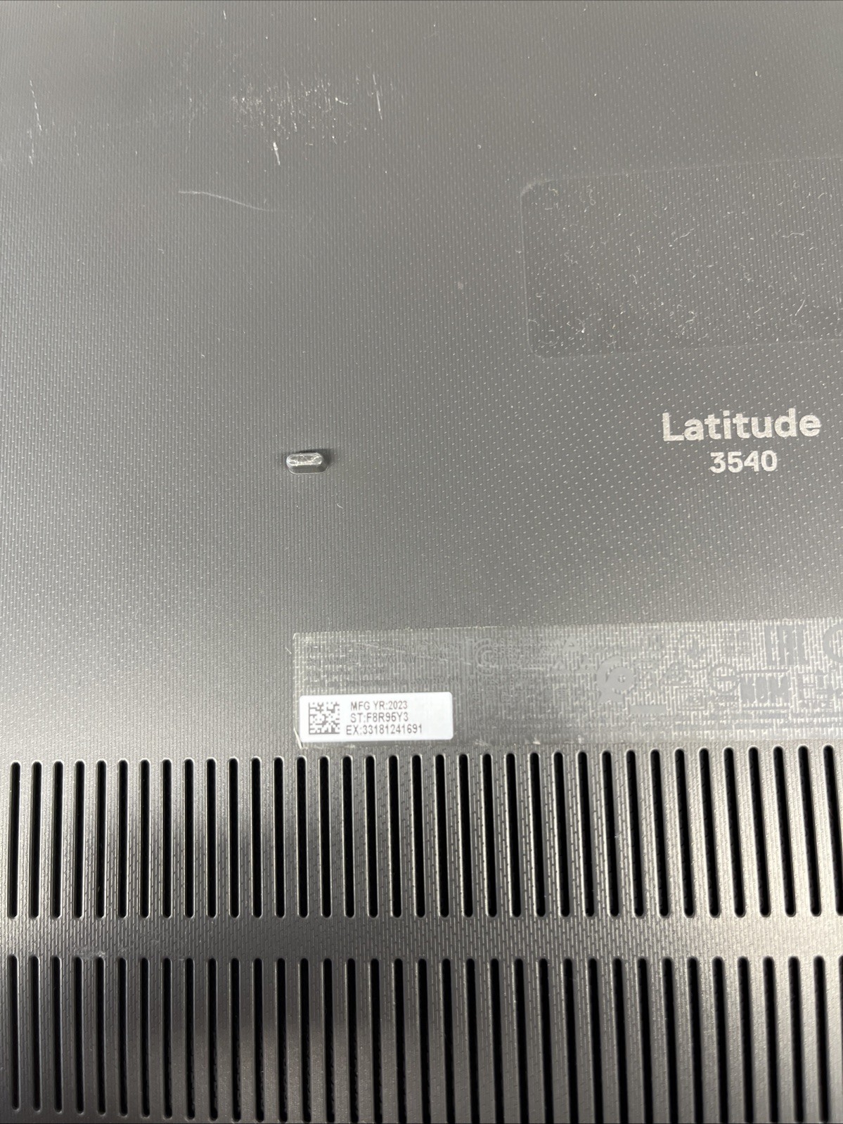 Dell Latitude 3540 15.6 i5-1335U 1.30GHz 16GB 256GB NVME Win 11 Pro -no Keys Lit