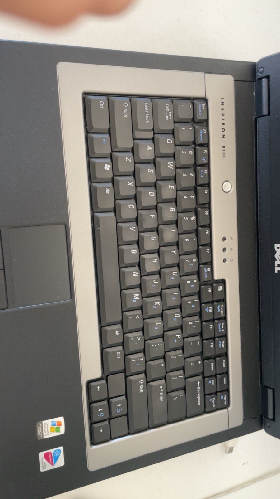 Dell Inspiron b130 14.1 in laptop. Intel Pentium (R) M, Windows XP installed.