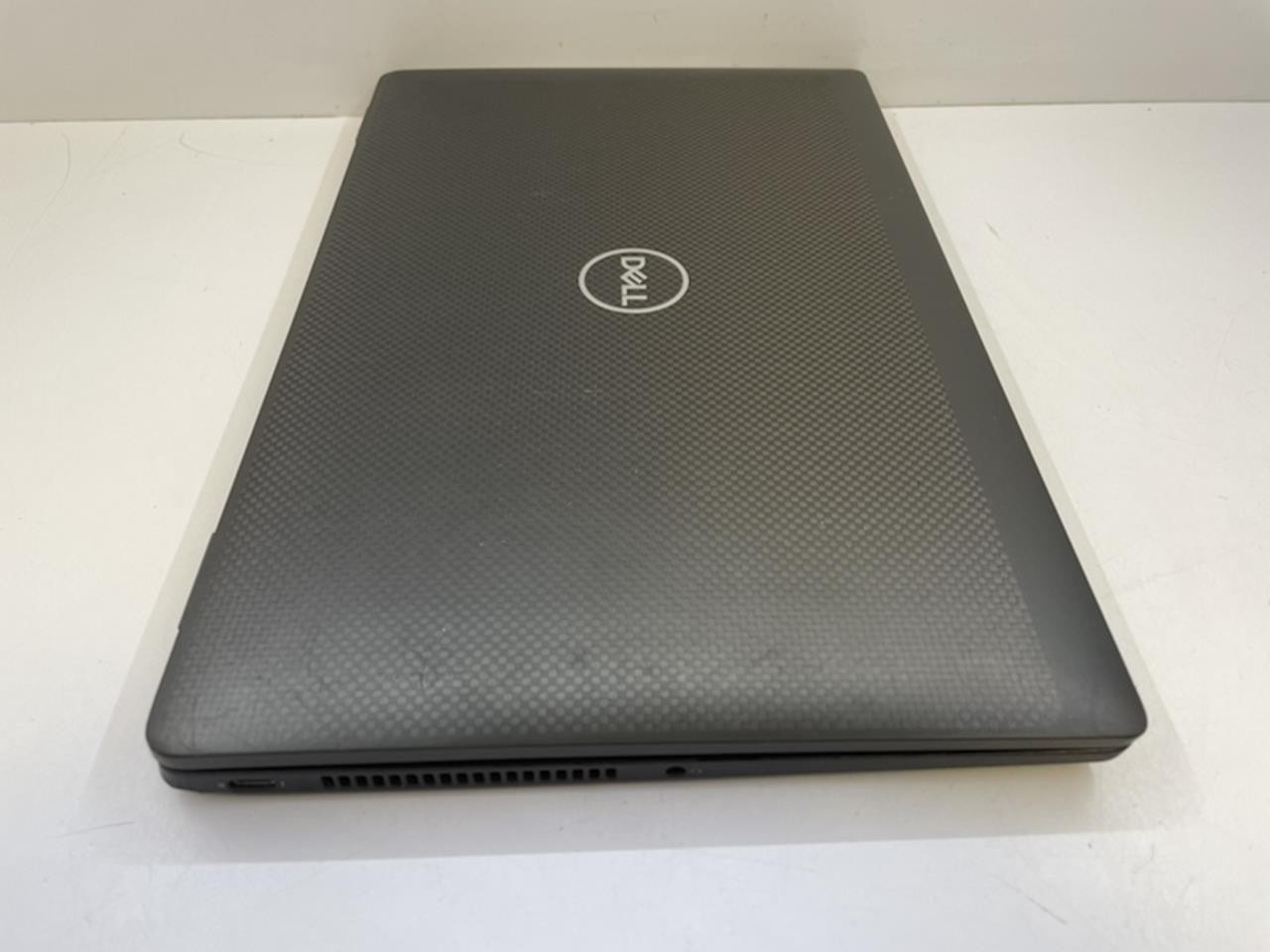 DELL LATITUDE 7420 Laptop w/Intel Core i5-1135G7 2.40 GHZ + 8 GB | No HD/Battery