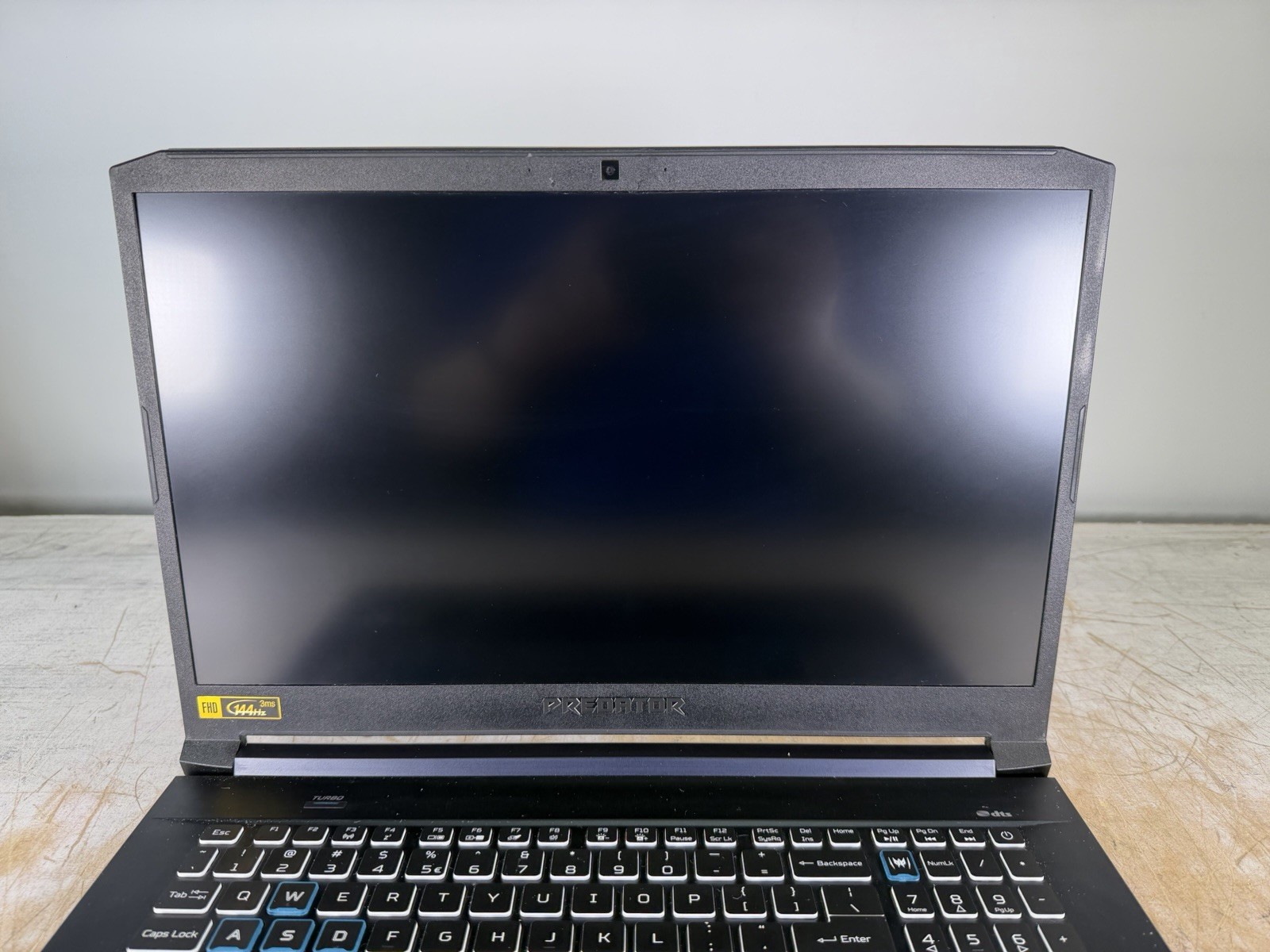 ACER PREDATOR PH317-54 i7-10750H @ 2.60 GHz, 8GB RAM, NO HDD/OS – (FOR PARTS)