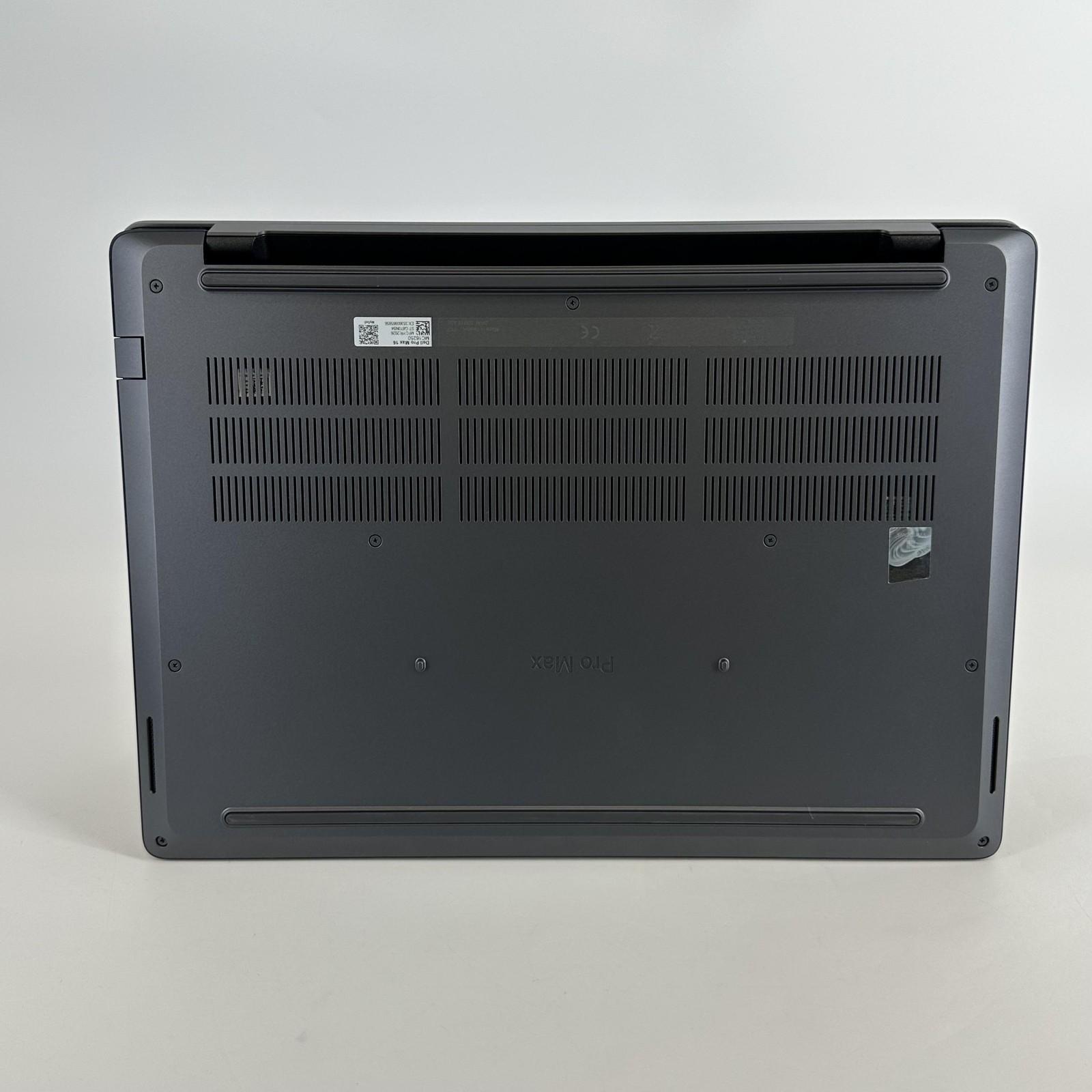 Dell Pro Max 16 MC16250 FHD+2.GHz Ultra 9 285H 64GB 512GB RTX PRO 2000 Blackwell