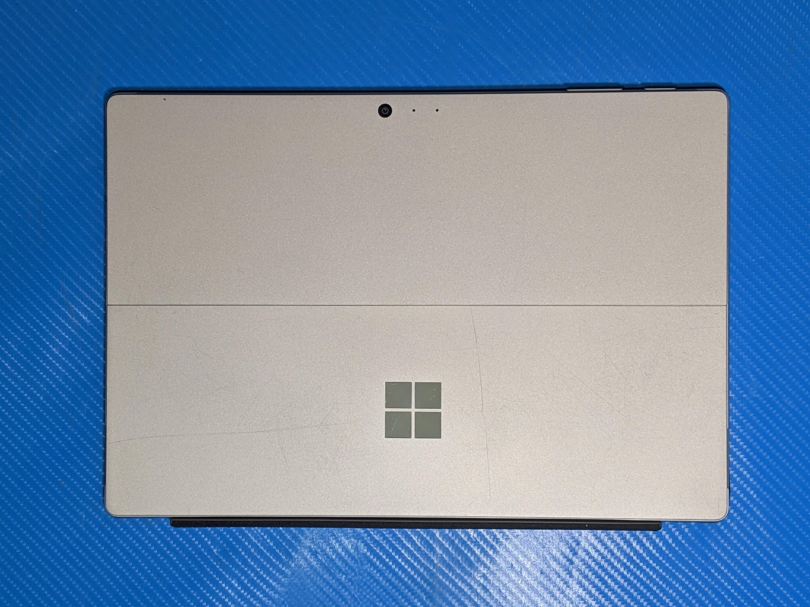 MS Surface Pro 1796 12.3″ 2736×1824 TOUCH i5-7th Gen 2.6GHz 4GB 128GB SSD AS-IS