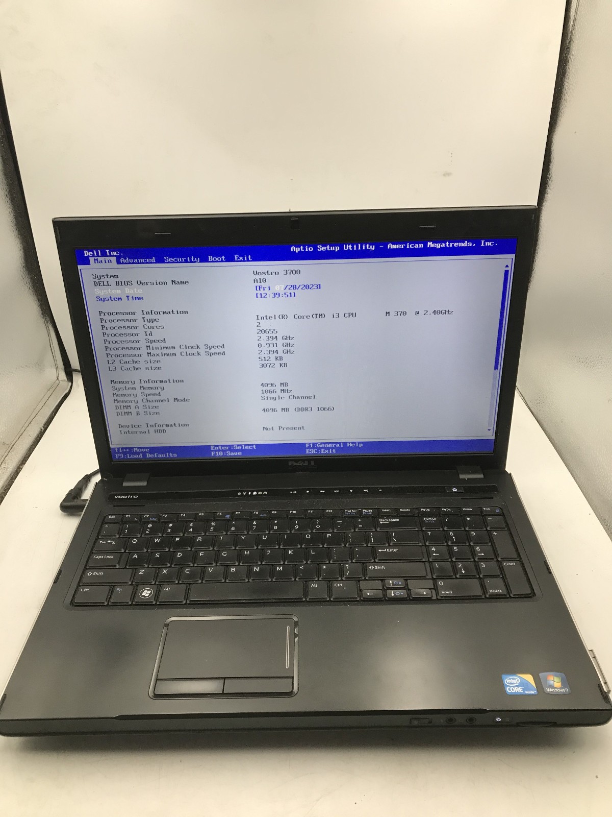 DELL VOSTRO 3700 – BOOTS TO BIOS – INTEL I3 M370 – NO RAM – READ DESCRIPTION -BB