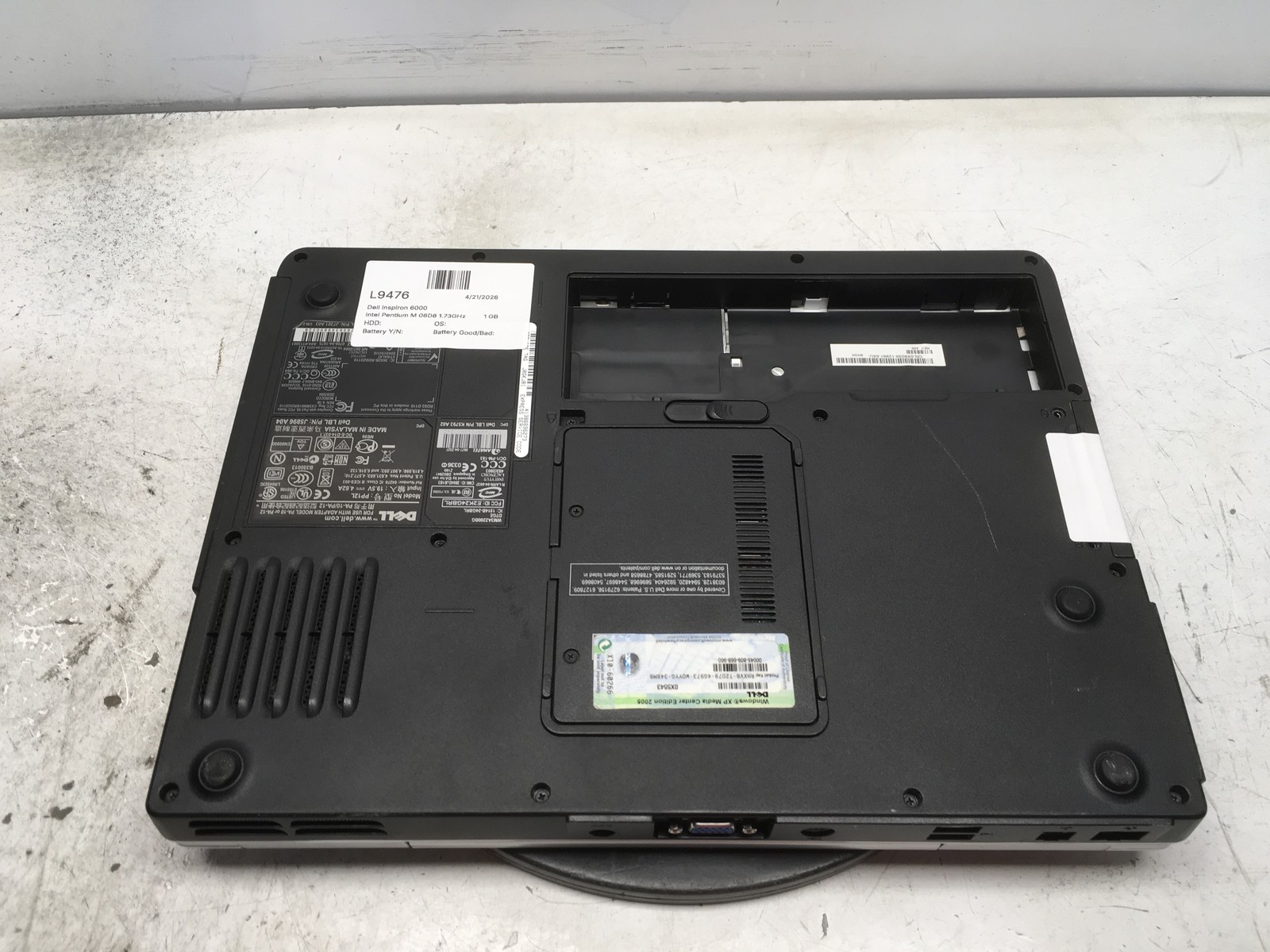 Dell Inspiron 6000 Intel Pentium M 06D8 1.73GHz 1 GB NO HDD No Batt