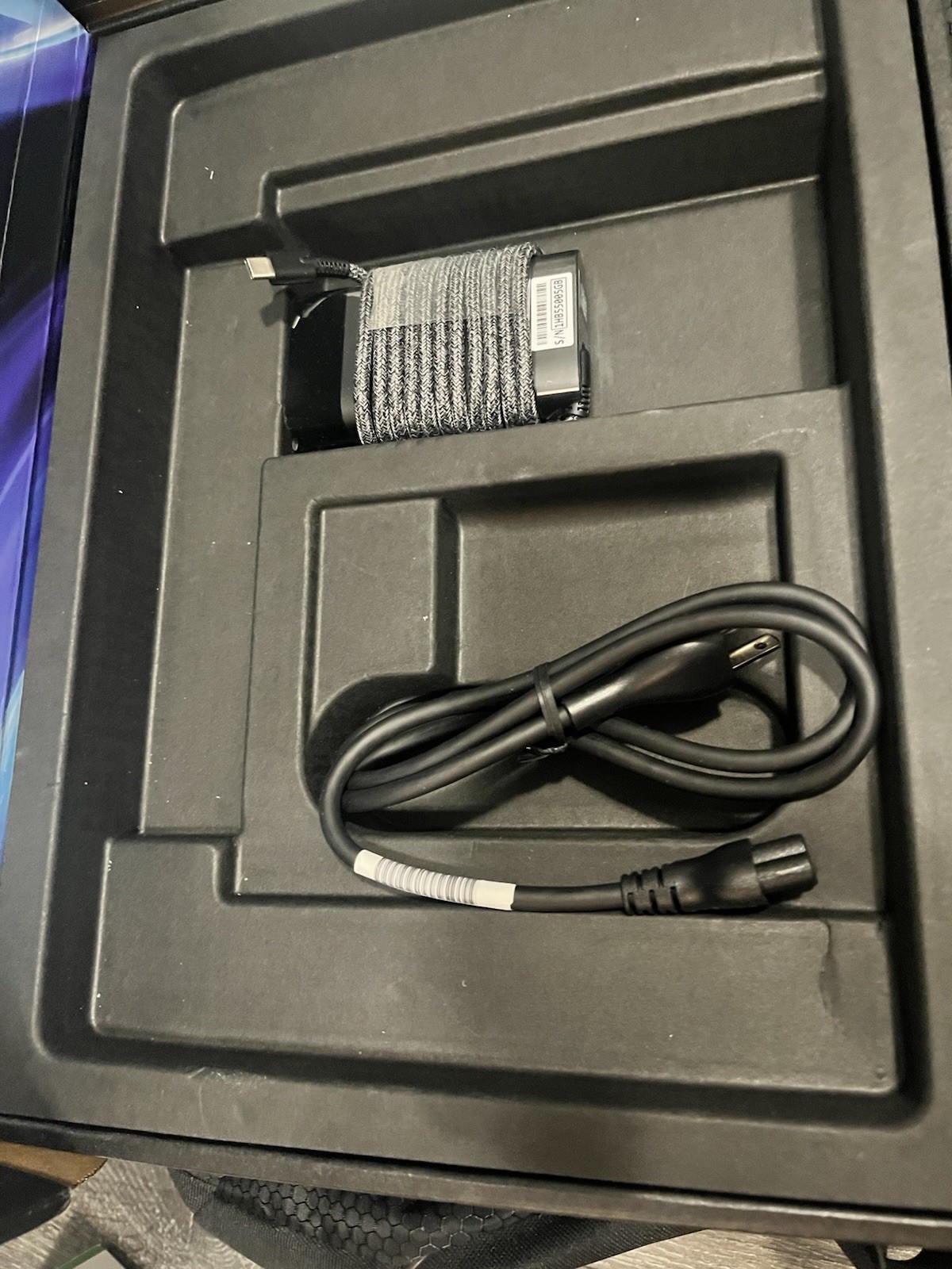 HP OmniBook x Flip 2-in-1 14″ 2K Ryzen AI 5, 512GB, Copilot+ PC
