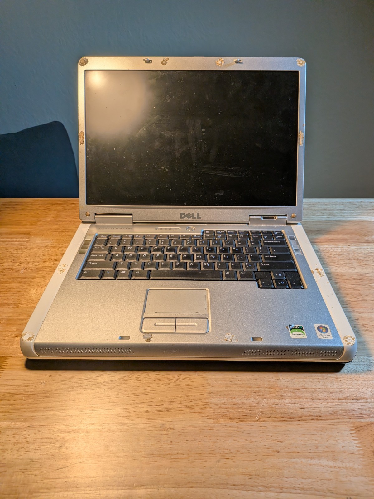 Dell Inspiron Laptop 1501 AMD Turion 64×2 1GB 60GB DVD RW PP23LA