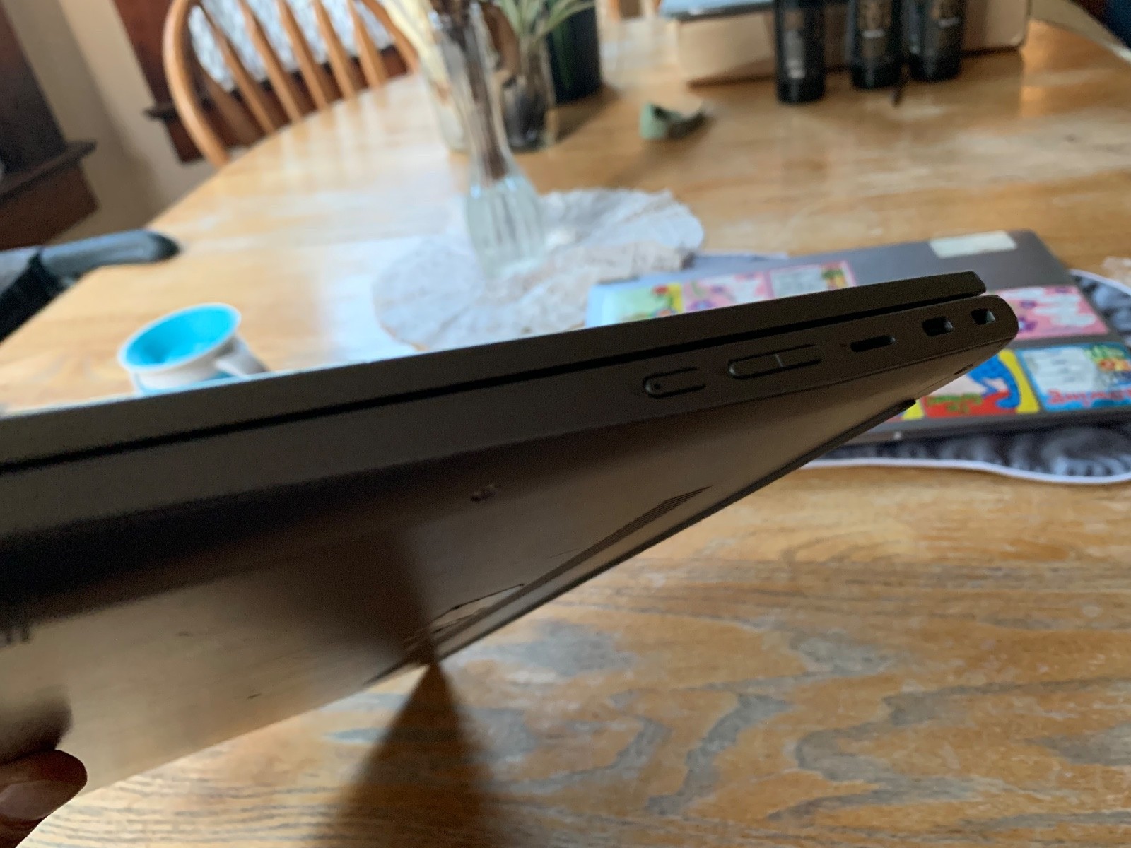Lenovo 2-in-1 15.6″ Touch FHD Chromebook, Intel 2-Core i3, 4GB RAM, 64GB eMMC