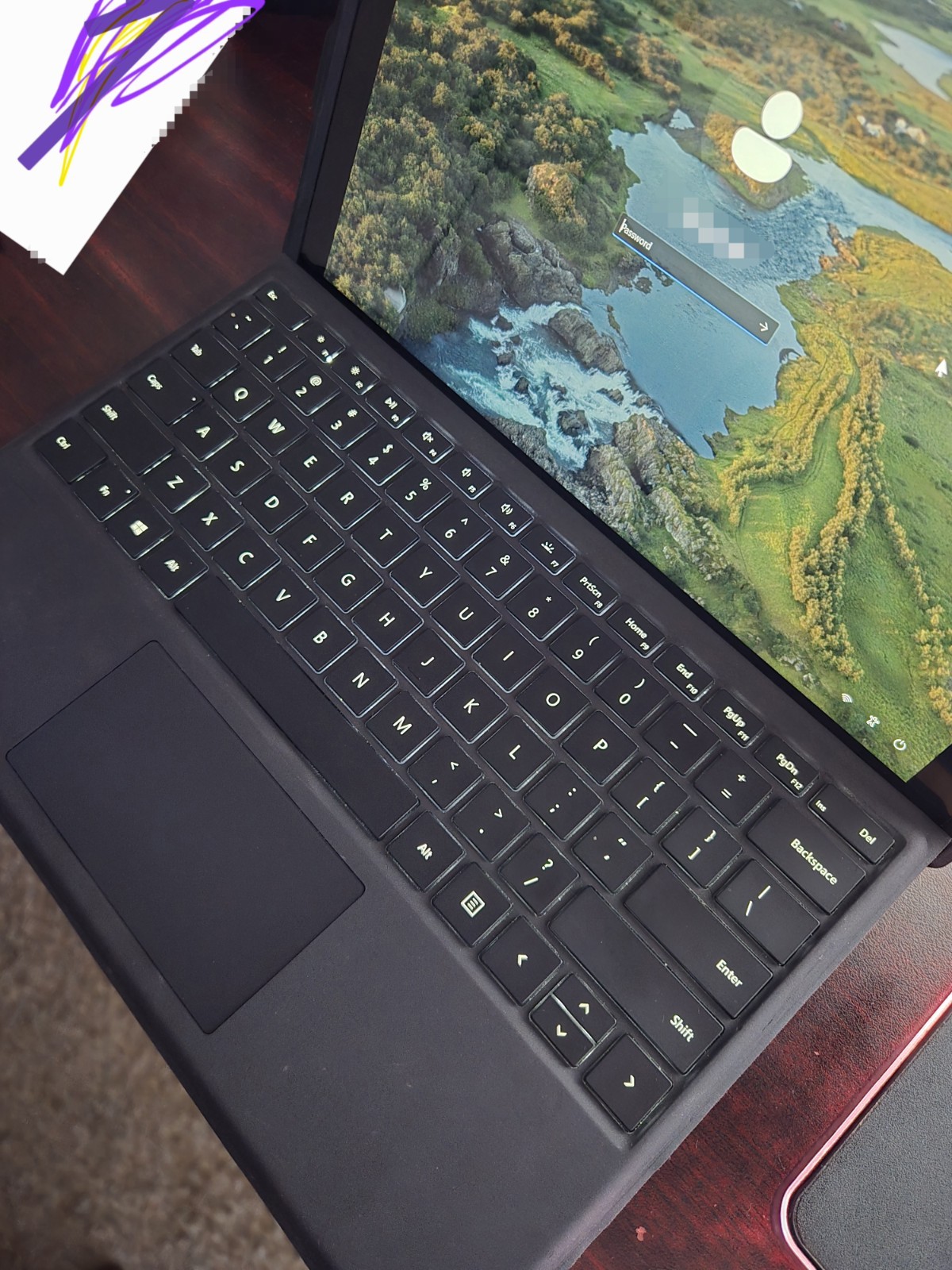 Microsoft Surface Pro 6 1796 12.3″ i7-8650U 1.9GHz 8GB RAM 256GB SSD Win 11 Pro