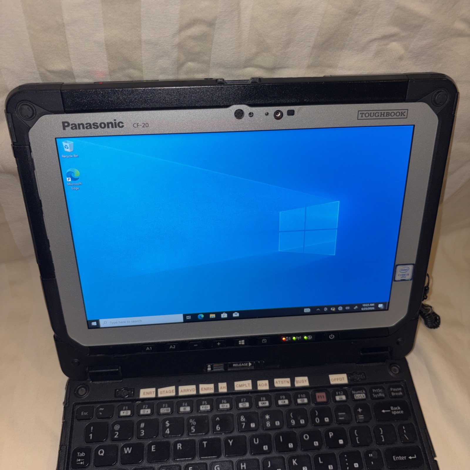 Panasonic Toughbook CF-20 i5-7Y57 1.2GHz 8GB, 512GB SSD, Win 10 Pro