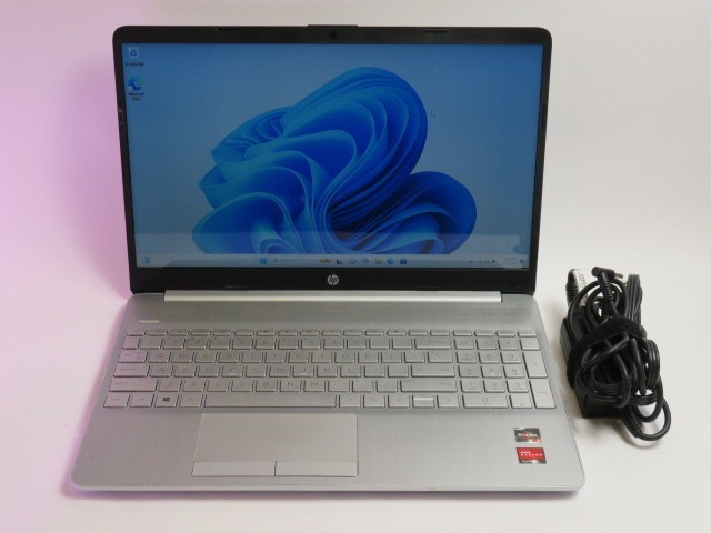 HP LAPTOP 15-GW0023OD RYZEN 3-3250U 2.6Hz 8GB RAM 256GB NVMe WIN 11 HOME *READ