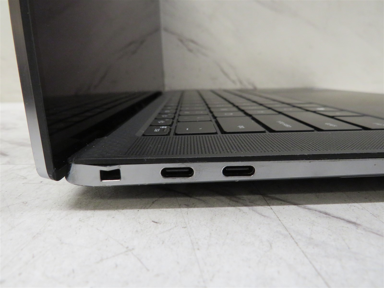 Dell Precision 5560 Laptop Intel i7-11850H@2.5GHz 16GB RAM BATT NVIDIA T1200 AC