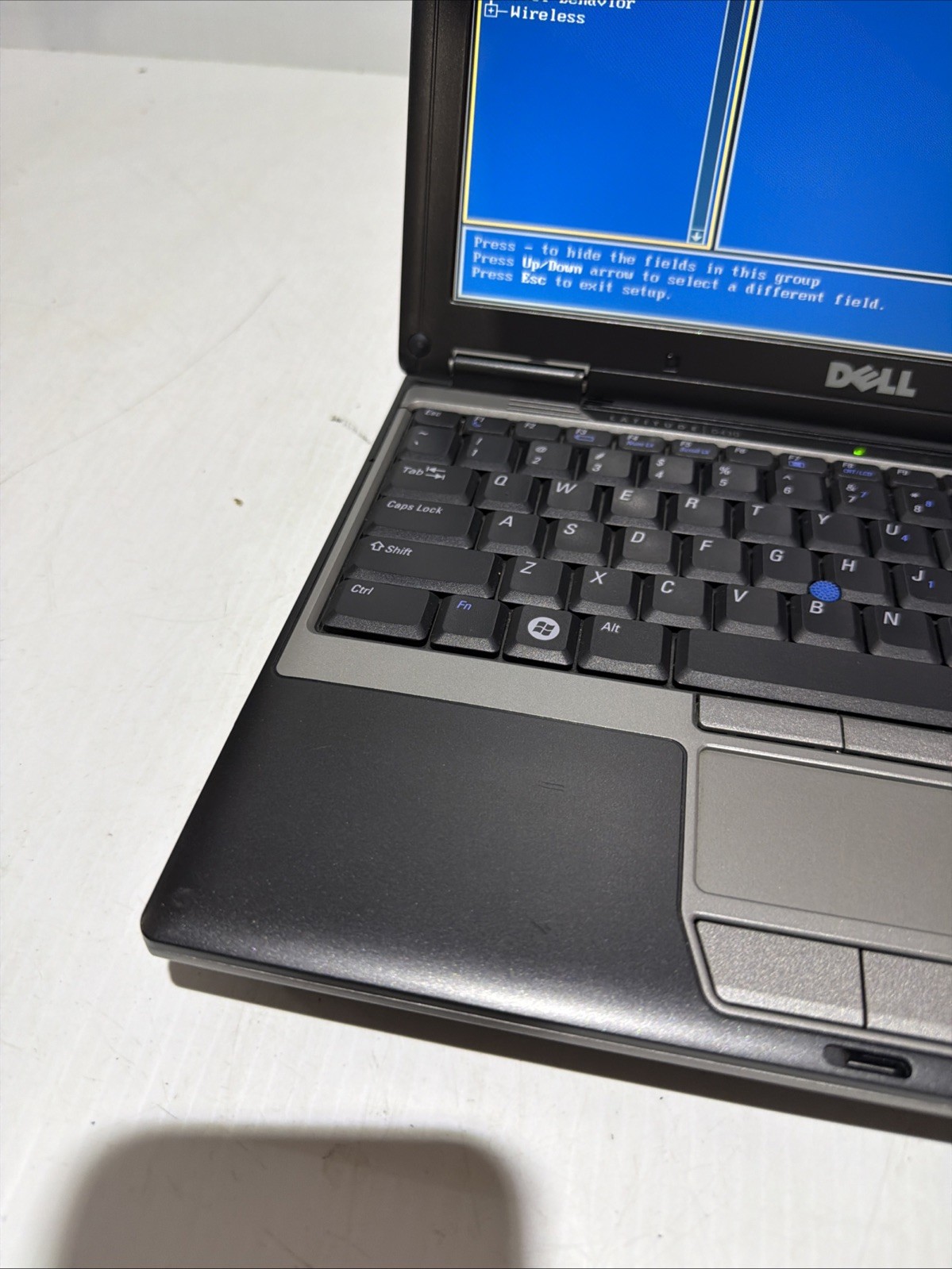 Dell Latitude D430 12″ Laptop Core 2 Duo 2gb Ram No Drives Boots Bios NO P/S
