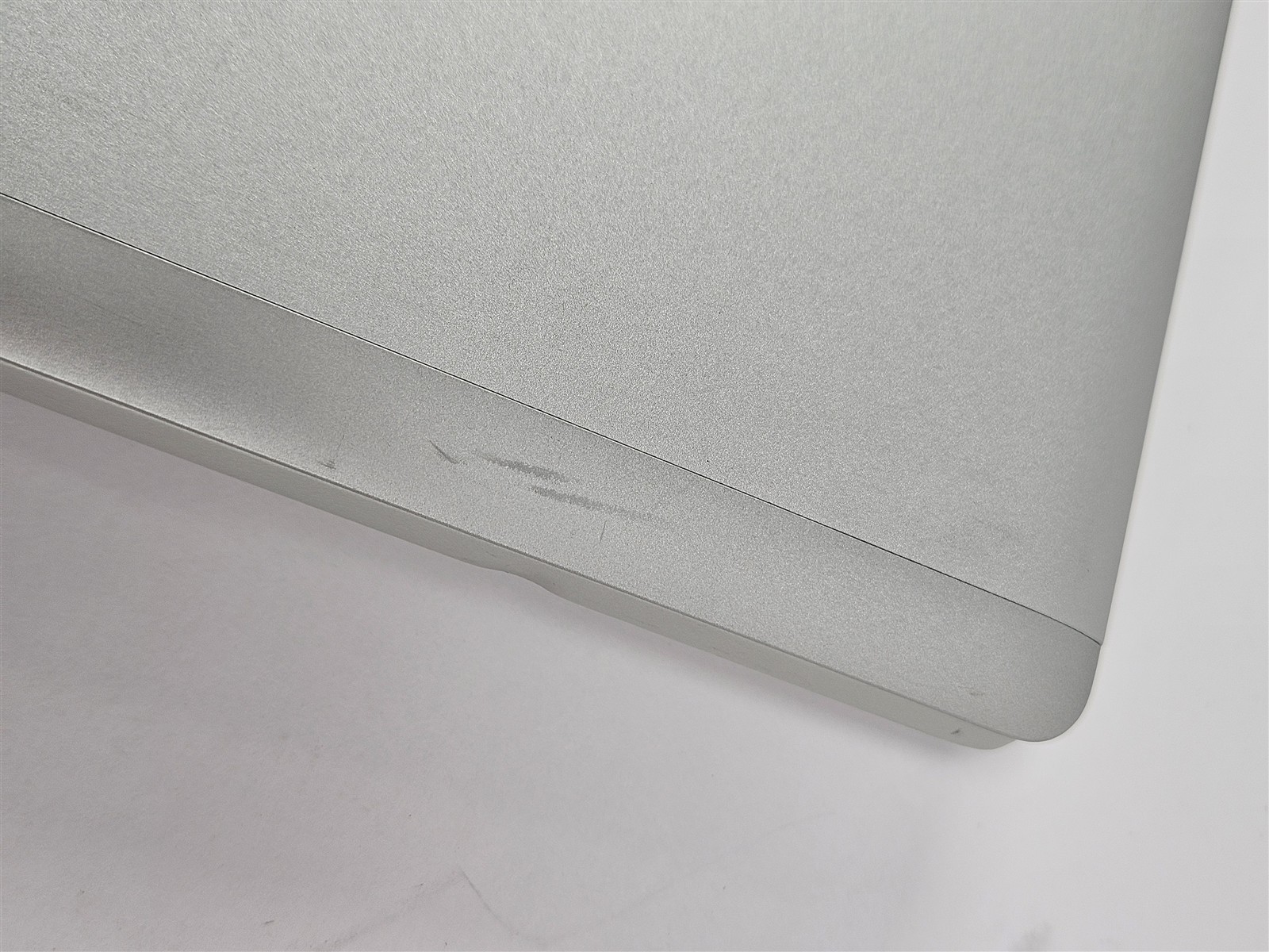 HP EliteBook 640 G10 i5-1345U 1.6GHz 512GB SSD 16GB 14″ Wi-Fi 6E Silver