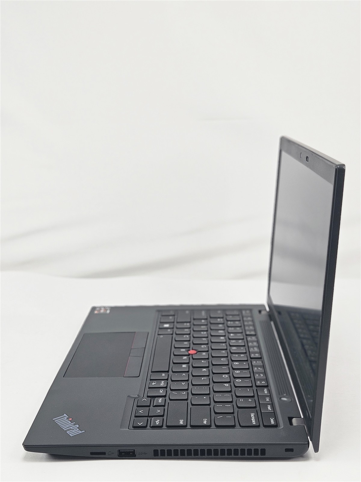 Lenovo ThinkPad L14 Gen 4 256GB SSD 16GB RAM Ryzen 5 PRO 7530U 14″ AMD Radeon