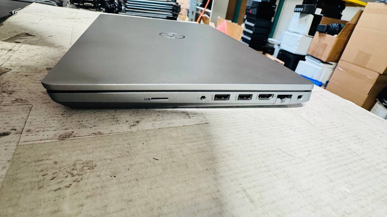 Dell Latitude 5431 Core i5-1240P 16GB RAM 512 GB SSD win 11 pro